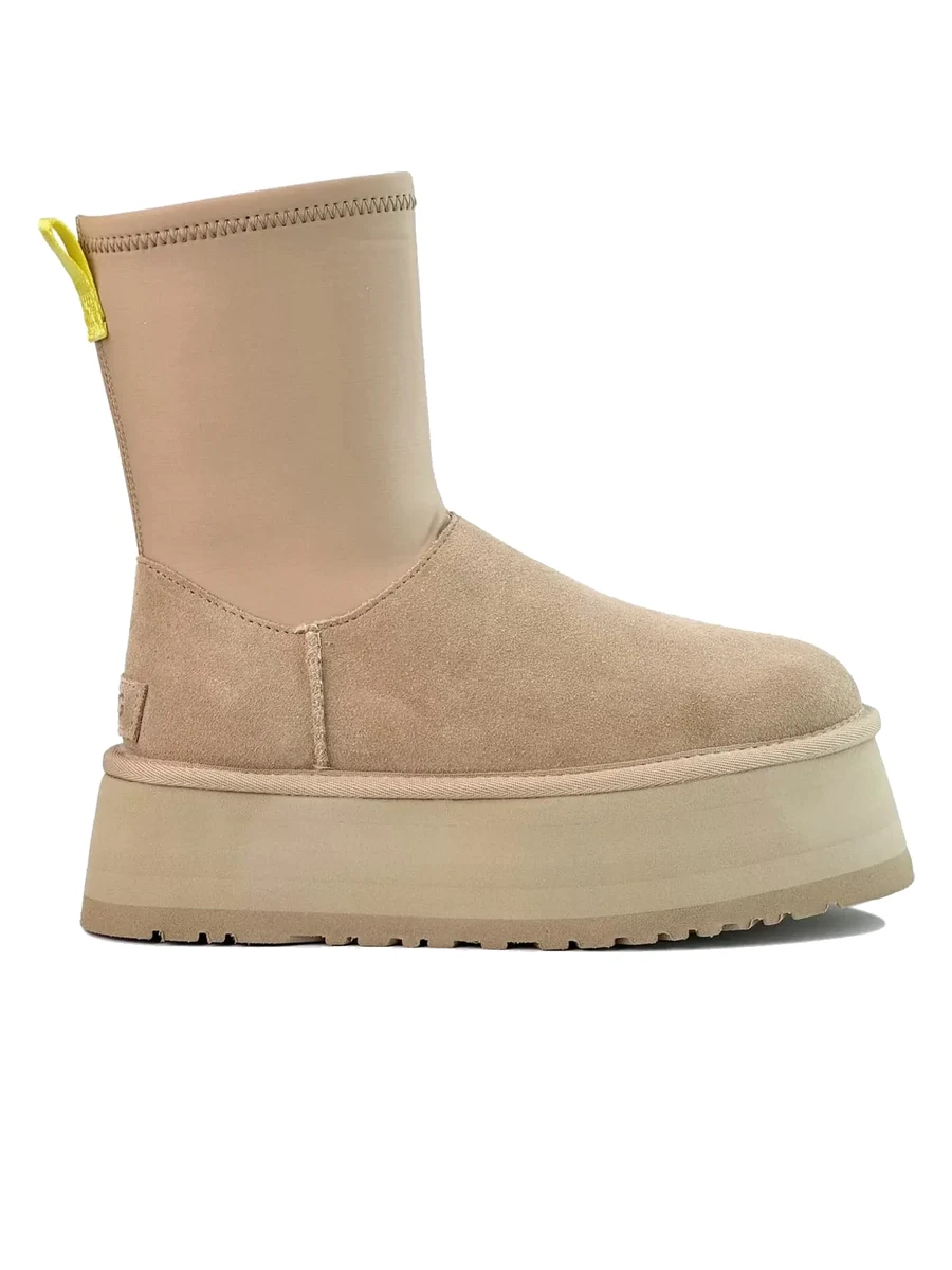 UGG Classic Dipper Boot Sand