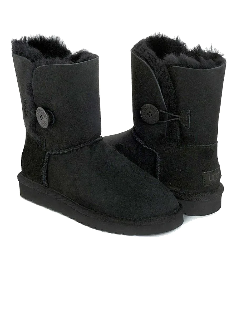 UGG Bailey Button II Black