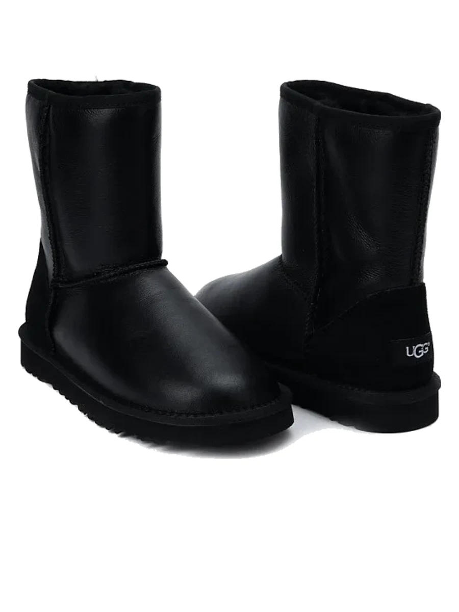 UGG Classic Short Metallic Black